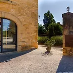 D'hotes Les Clauzels Bed & Breakfast 3*