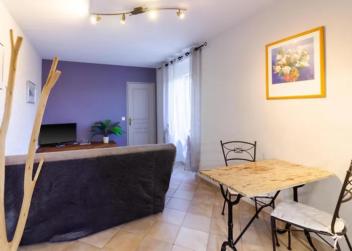 Couette-café D'hotes Les Clauzels 3*